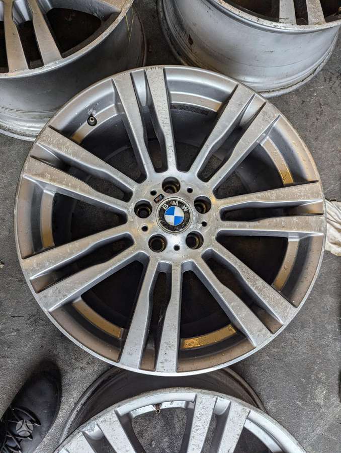 BMW, lengvojo lydinio, R20