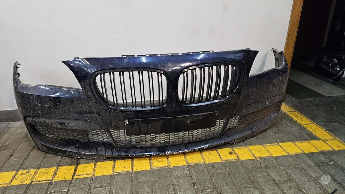 BMW 7 serija dalimis