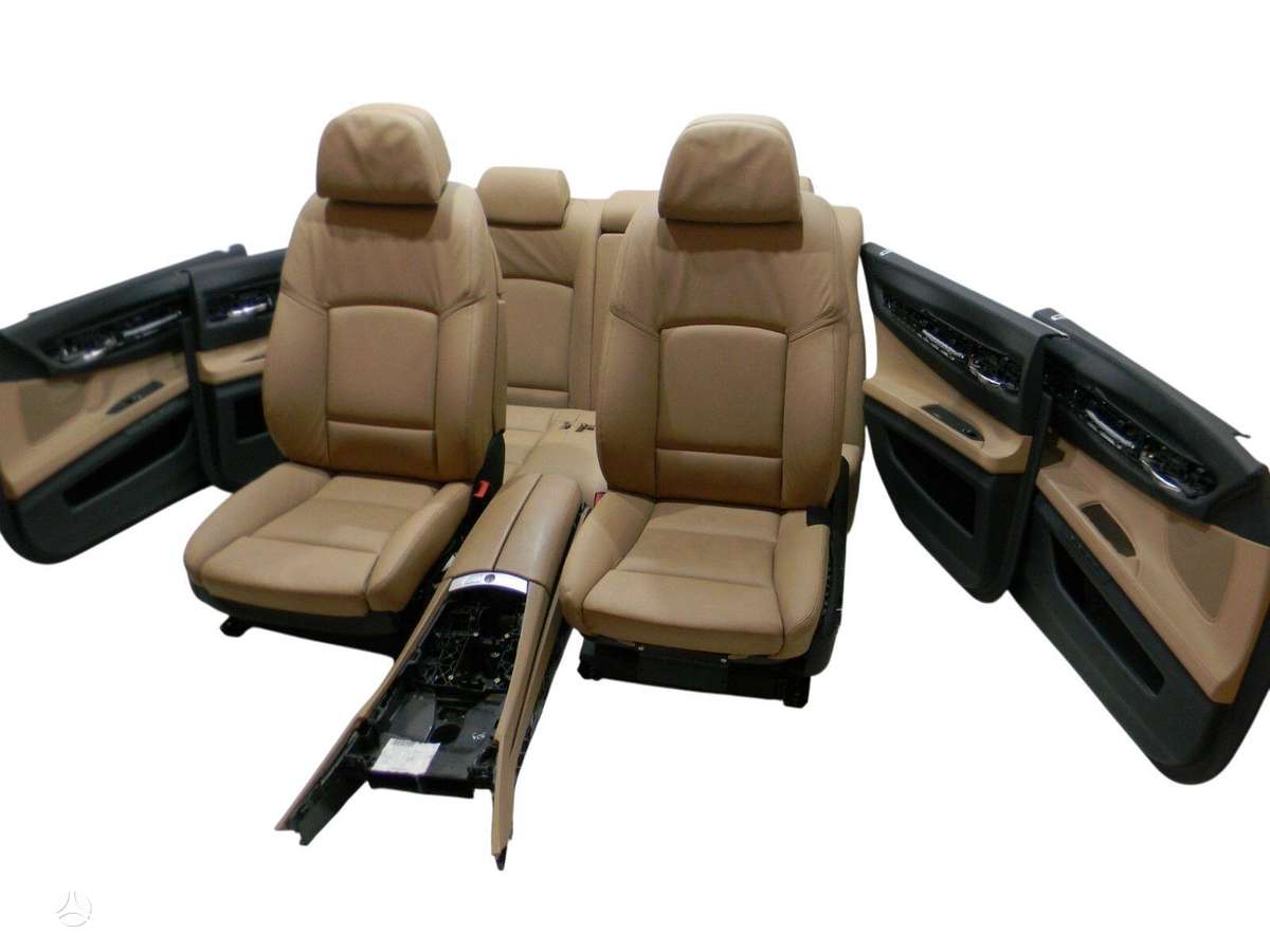 BMW 7 serija salono detalės