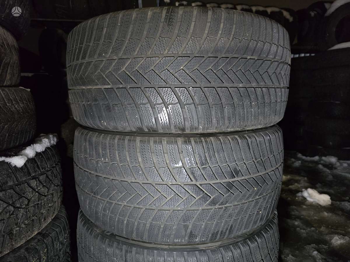 Bridgestone Blizzak lm005, winter 285/40 R21
