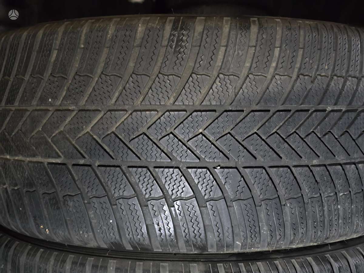 Bridgestone Blizzak lm005, winter 285/40 R21