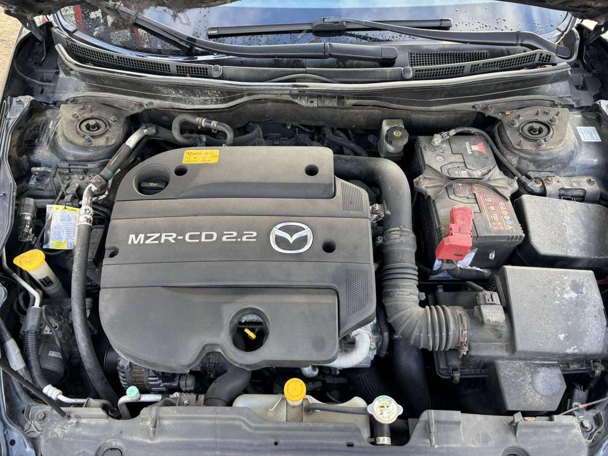 Mazda 6 37068366700