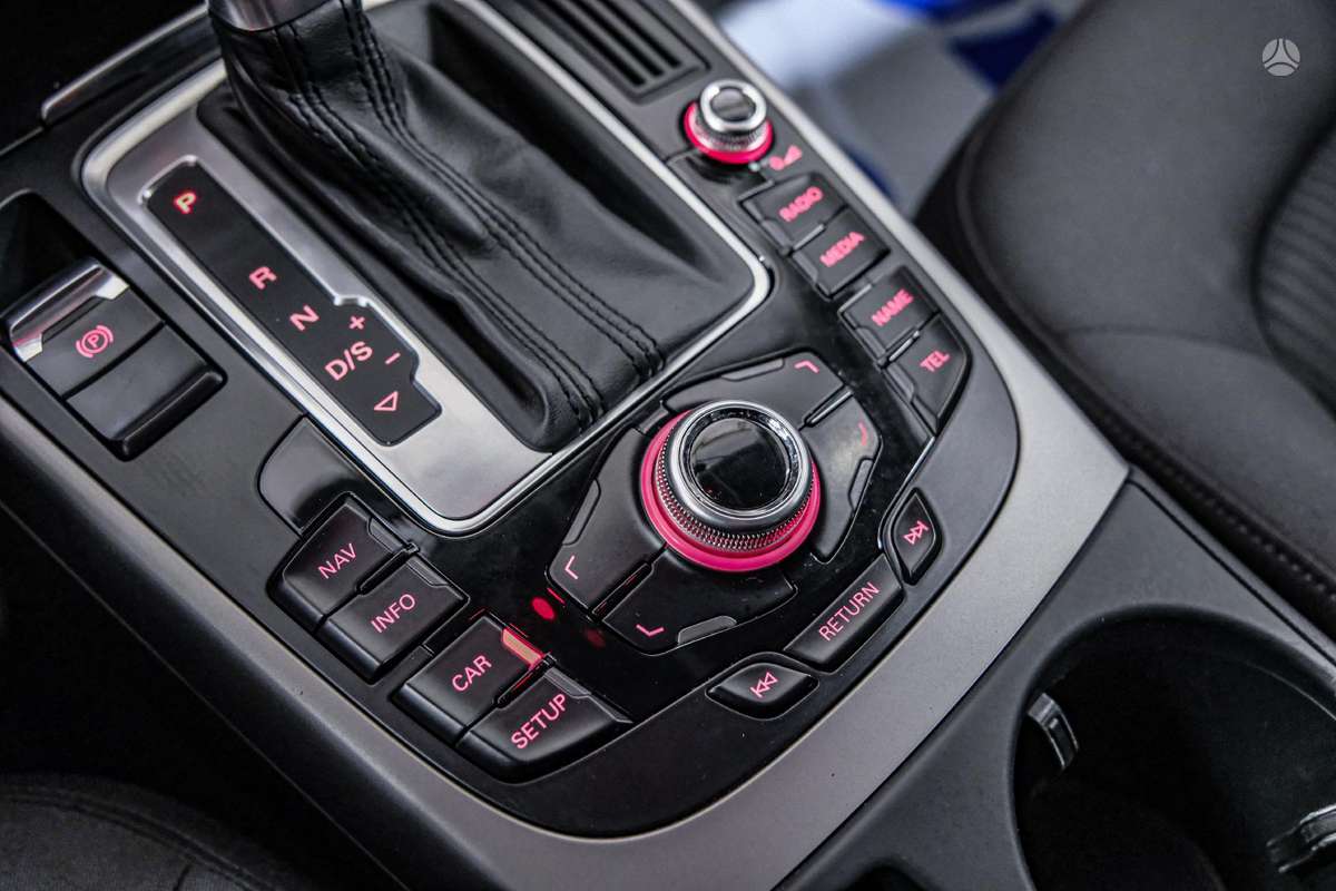 Audi A4, 2.0 l., Универсал