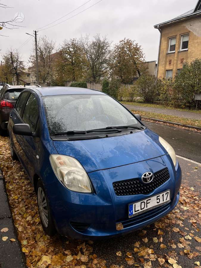 Toyota Yaris - 8