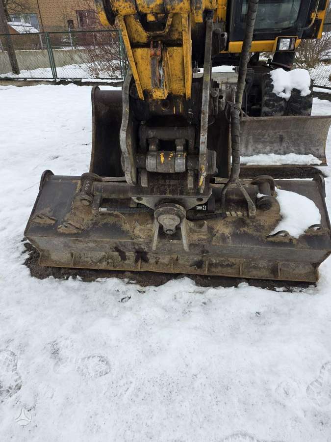 JCB JS175W, excavator