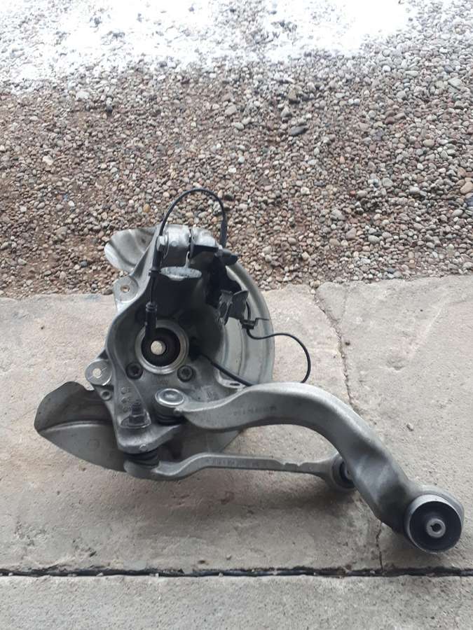 BMW 335 kėbulo dalys