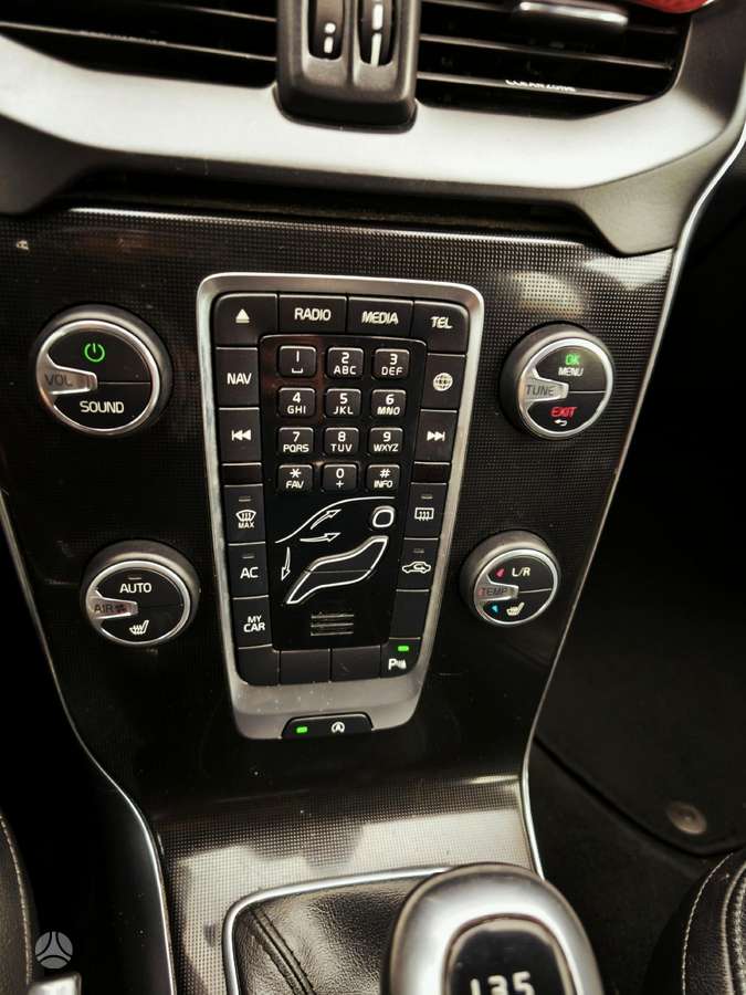 Volvo V40, 2.0 l., universalas