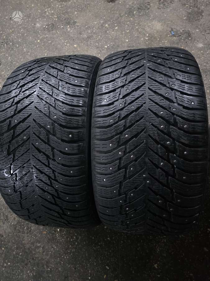 Nokian, žieminės 285/40 R20