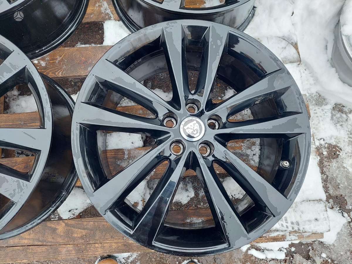 Jaguar XE priekis galas, легкосплавные , R19