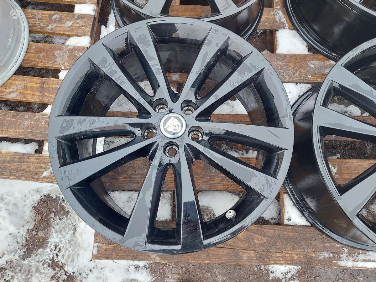 Jaguar XE priekis galas, light alloy, R19