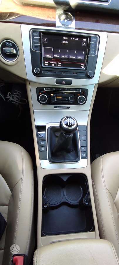 Volkswagen Passat - 3