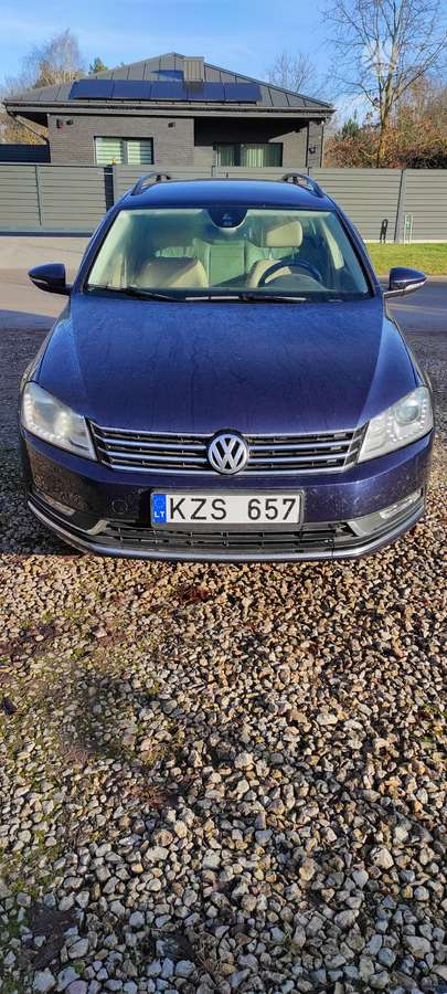 Volkswagen Passat - 8