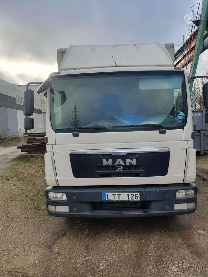 MAN TGL 8.210, box trucks / box vans