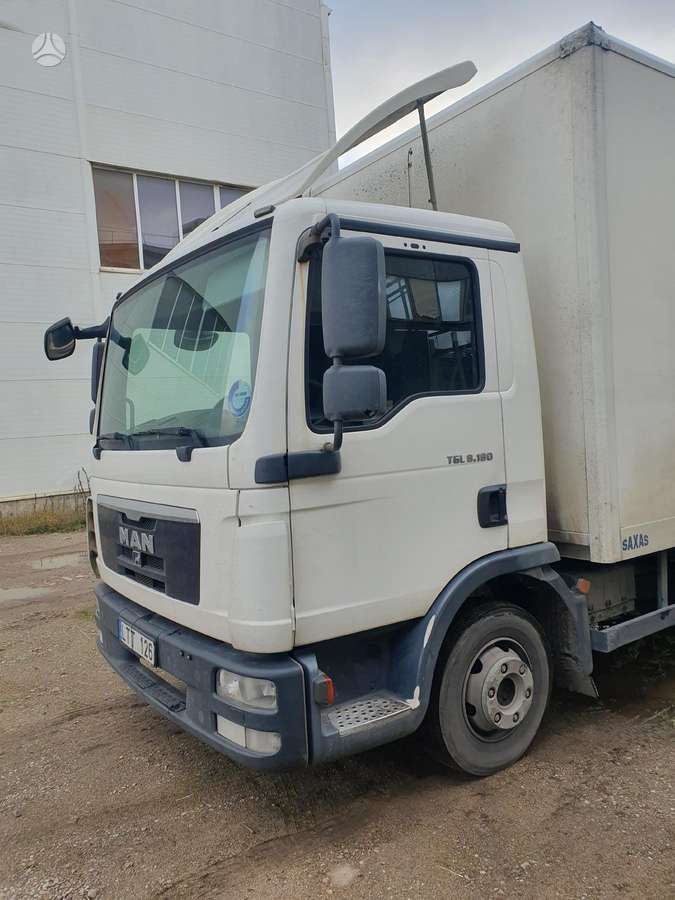 MAN TGL 8.210, box trucks / box vans