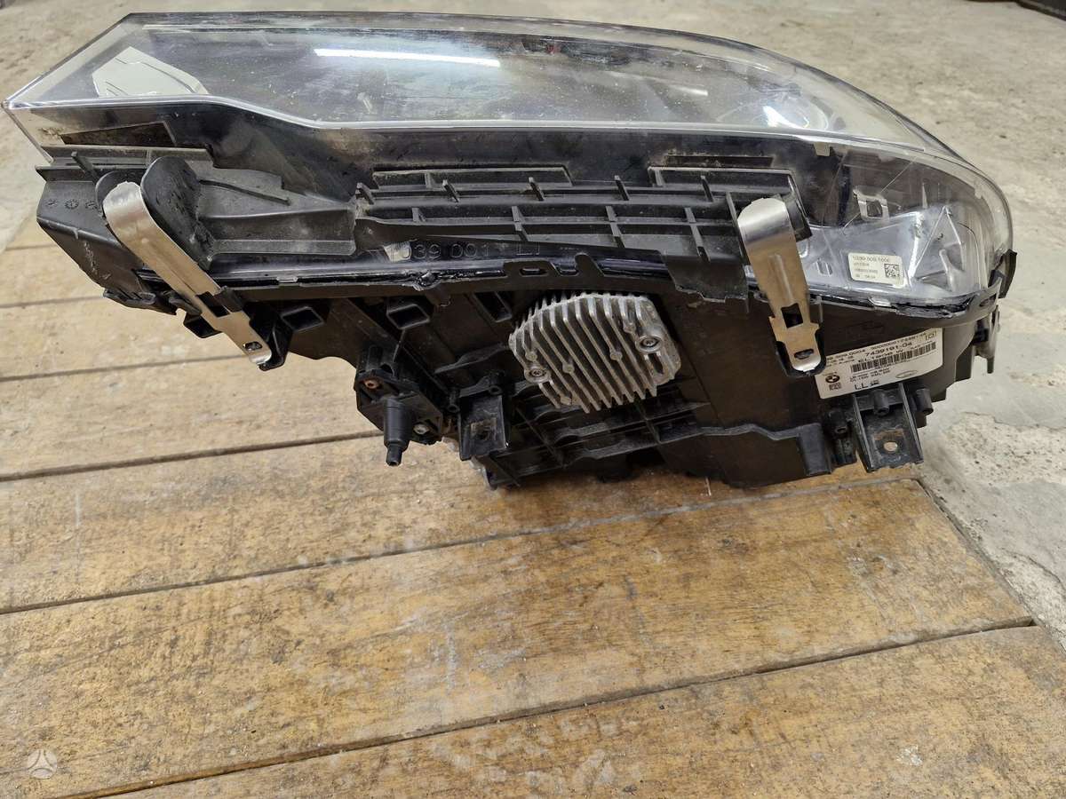 BMW 5 serija фары
