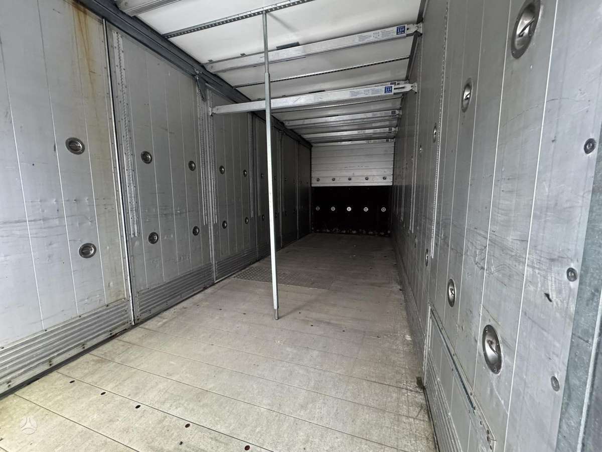 -Kita- Būda atidaromu šonu, trucks