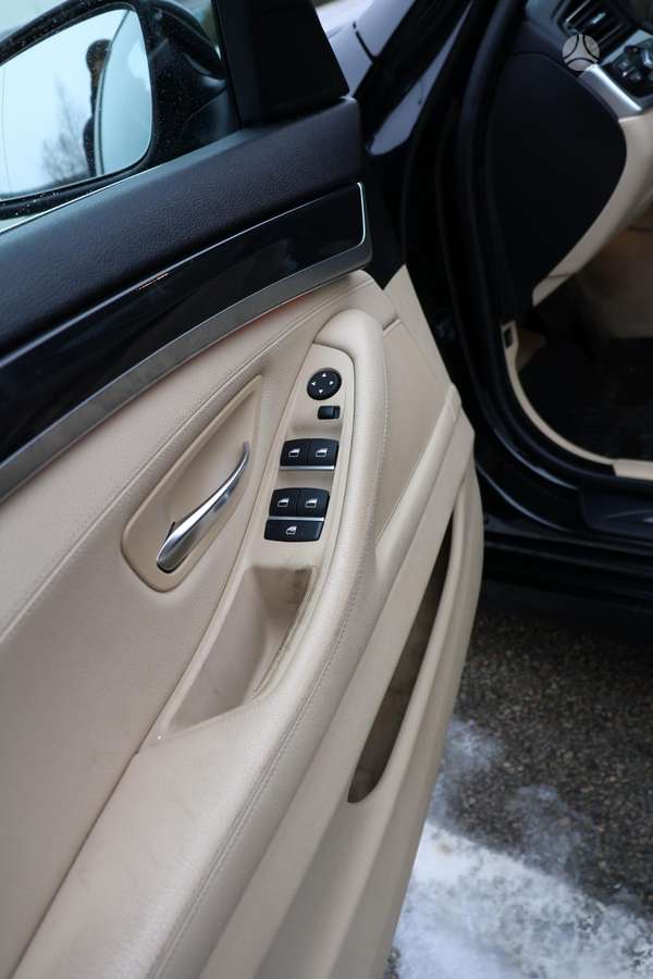 BMW 520, 2.0 l., wagon