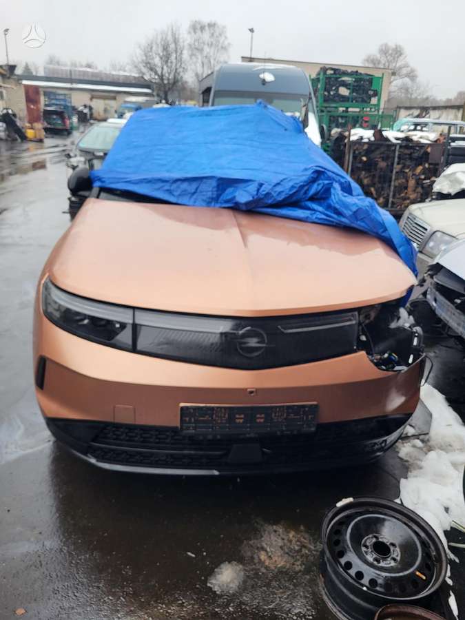Opel Grandland for parts