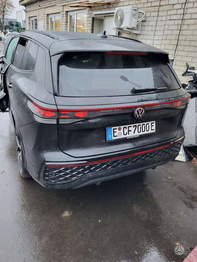 Volkswagen Tayron for parts