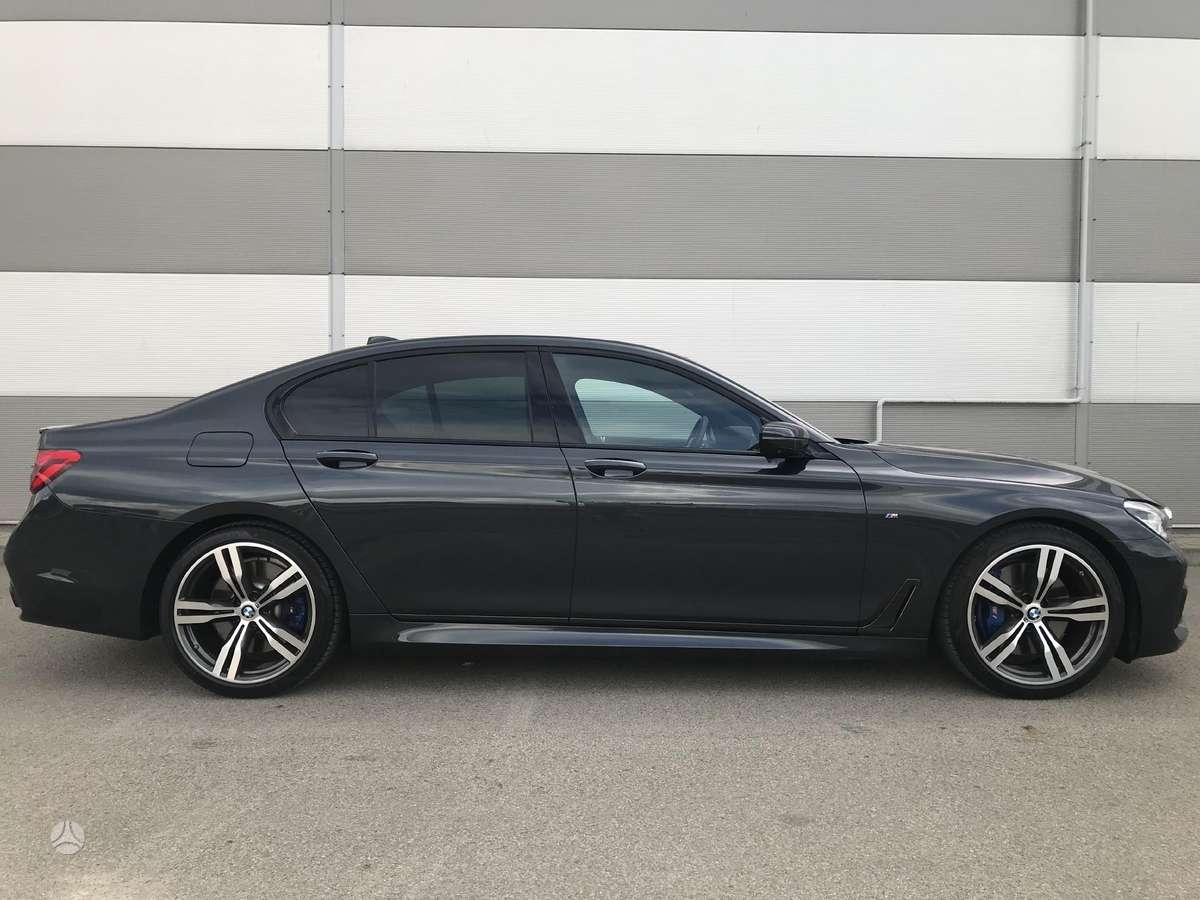 BMW 730, 3.0 l., Седан