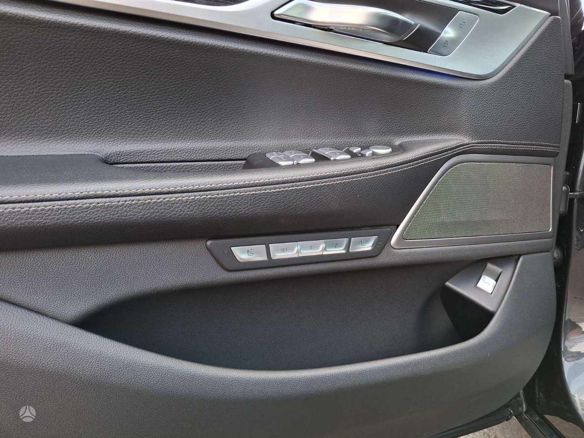 BMW 730, 3.0 l., Седан