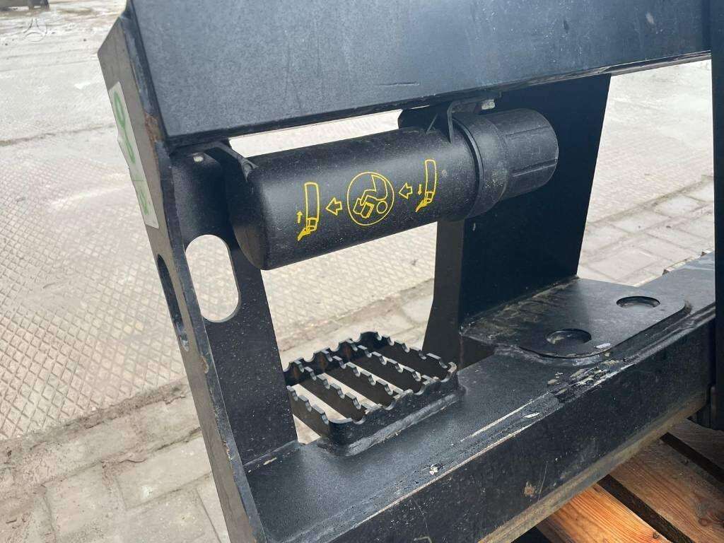 Caterpillar PC406 Planer, millers / cold planers