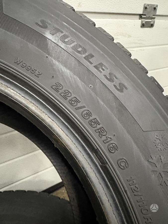 Bridgestone BLIZZAK, universalios 225/65 R16