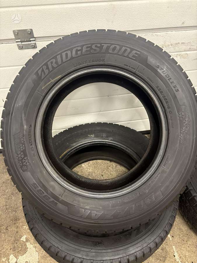 Bridgestone BLIZZAK, всесезонные 225/65 R16