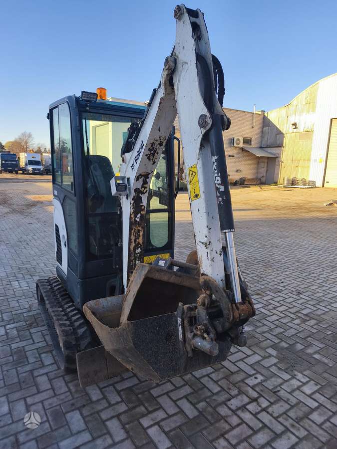 Bobcat E20, mini ekskavatori