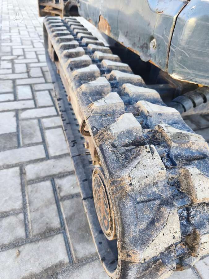 Bobcat E20, mini ekskavatori
