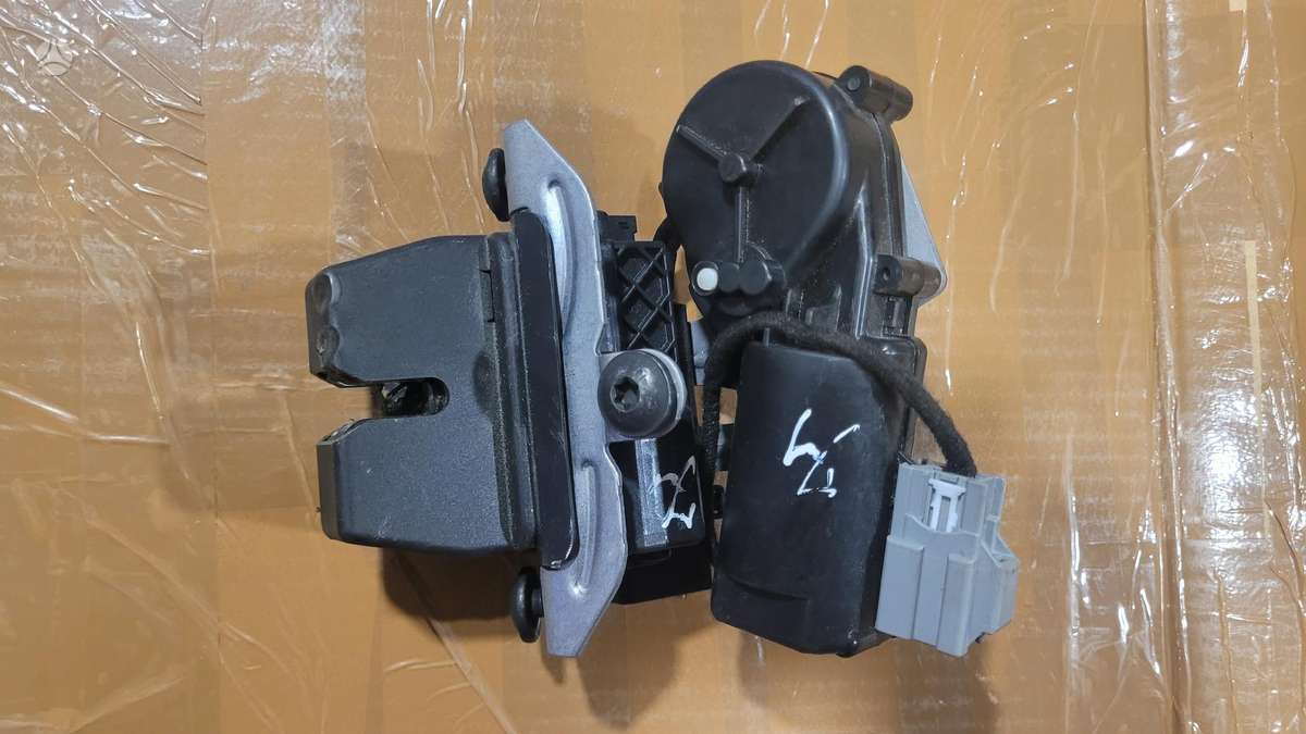Ford Kuga, 9674984080
