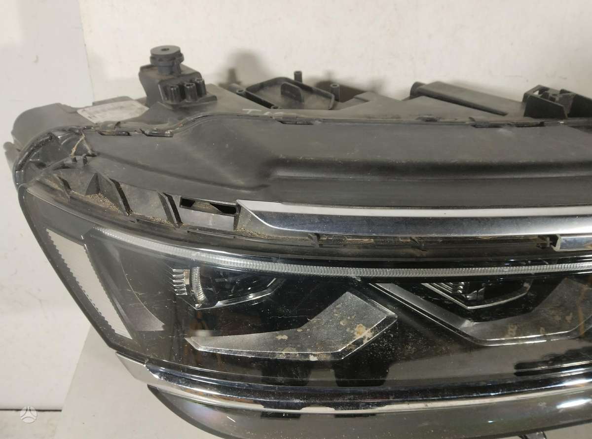 Volkswagen Tiguan, 5NB941082A, lights