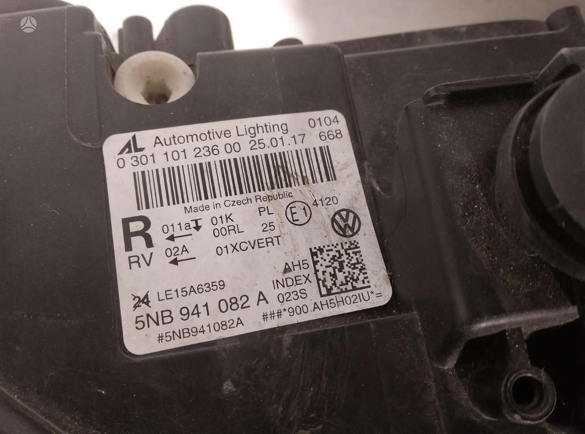Volkswagen Tiguan, 5NB941082A, lights