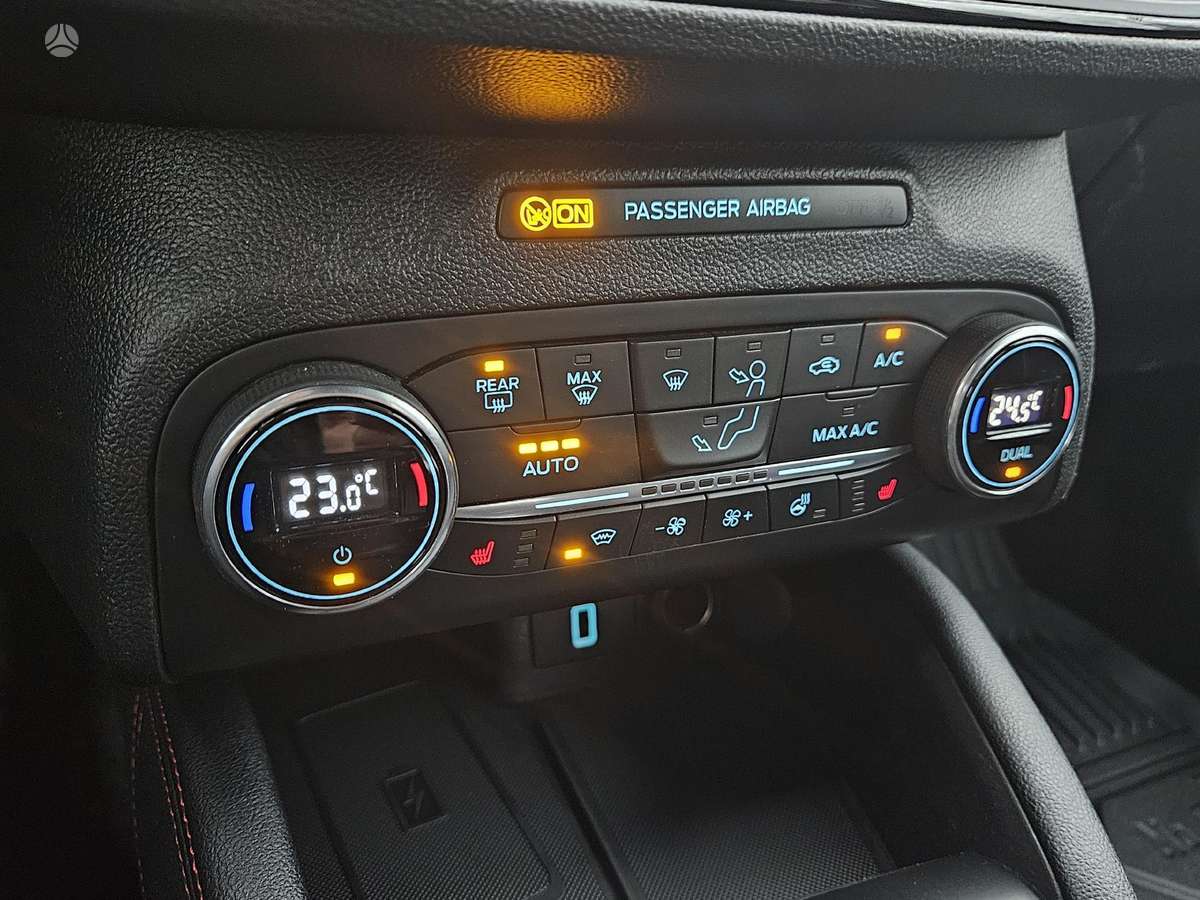 Ford Focus ST, 1.0 l., hatchback