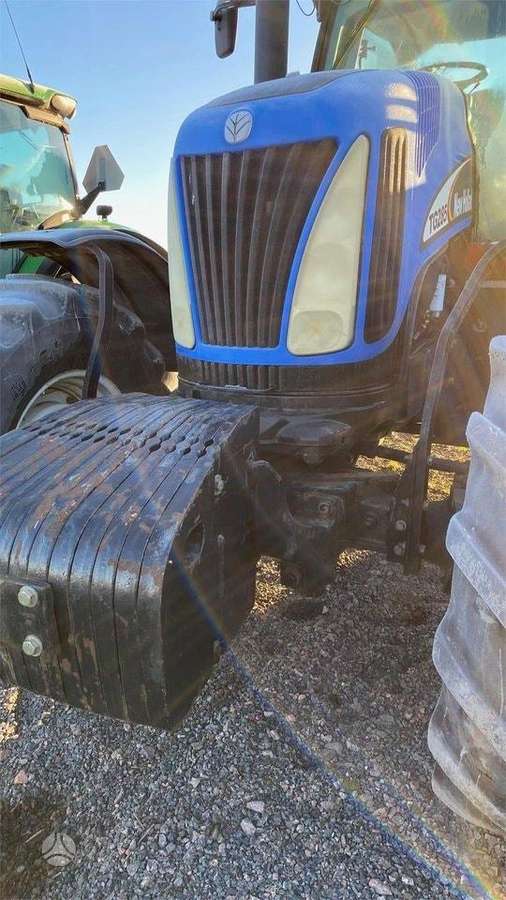New Holland TG 285, tractors