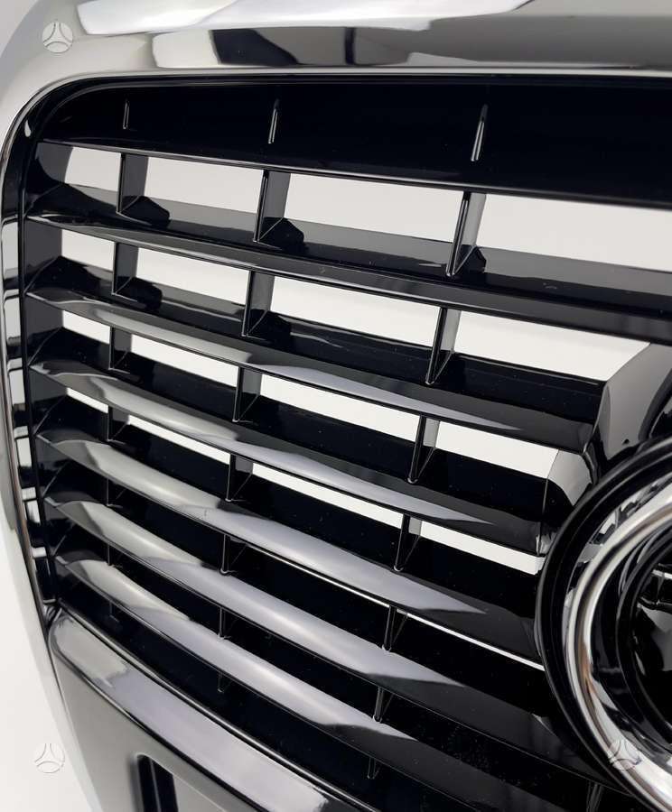 Audi A6 Complete audi a6 c6 front bumper grille komplektinės centrinės