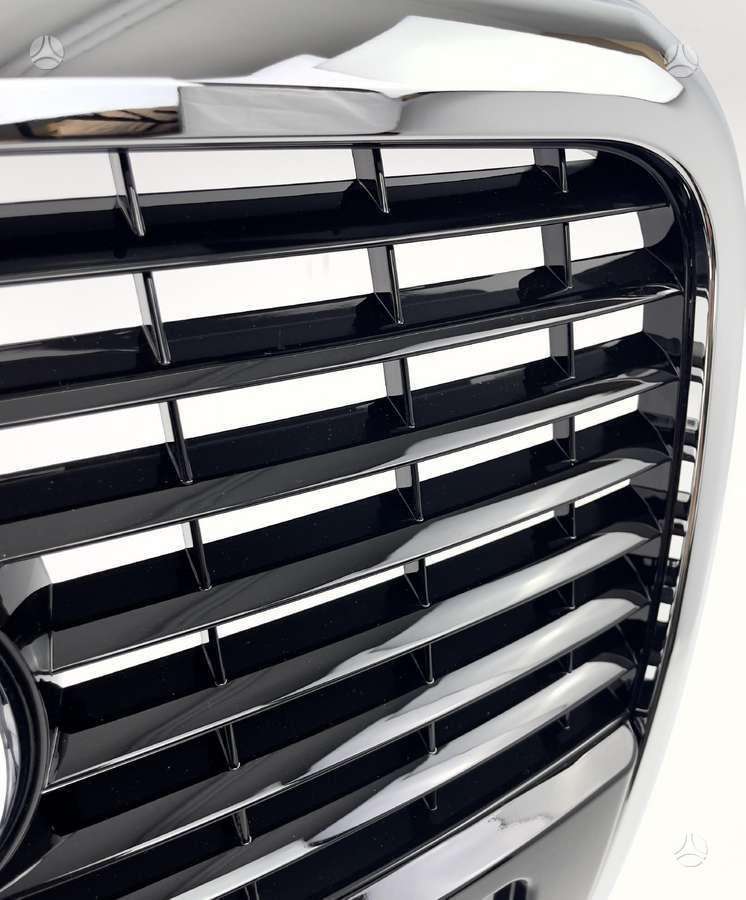 Audi A6 Complete audi a6 c6 front bumper grille komplektinės centrinės