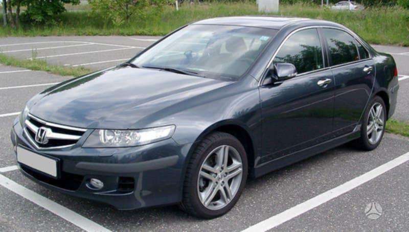 Honda Accord, sedanas