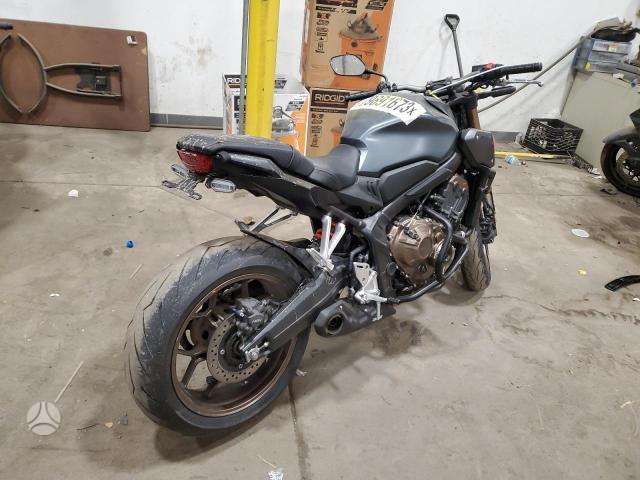 Honda CB, street / classic