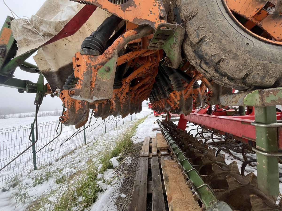 Amazone D8/30e, сеялки, сажалки