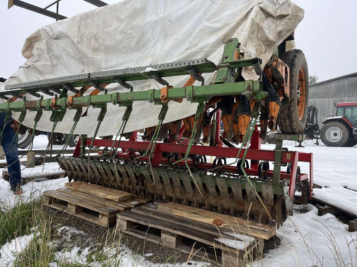 Amazone D8/30e, сеялки, сажалки