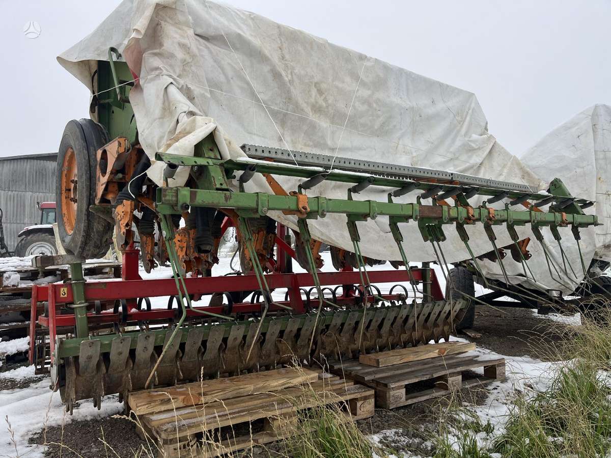 Amazone D8/30e, сеялки, сажалки