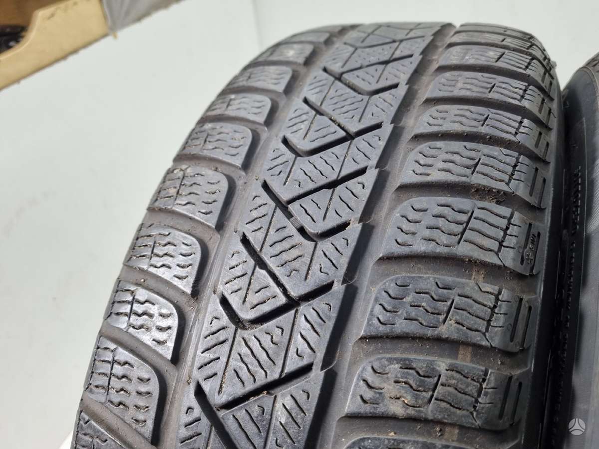 Pirelli 5mm, всесезонные 215/60 R16