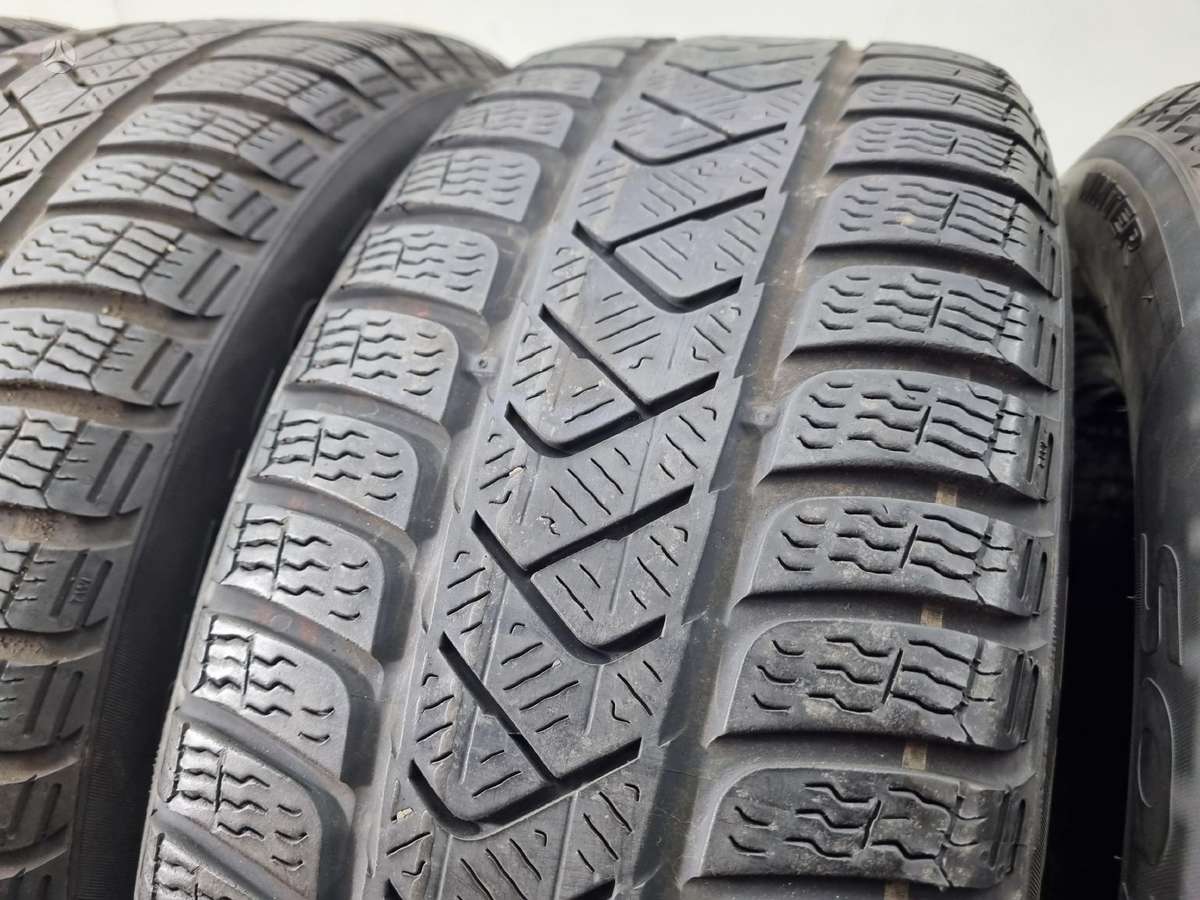Pirelli 5mm, всесезонные 215/60 R16