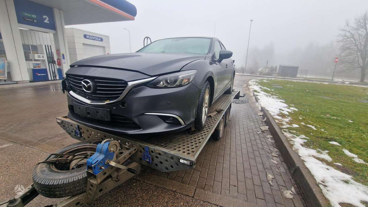 Mazda 6