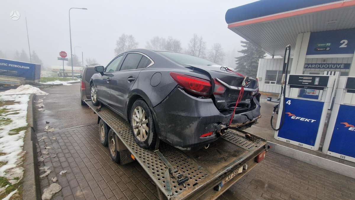 Mazda 6