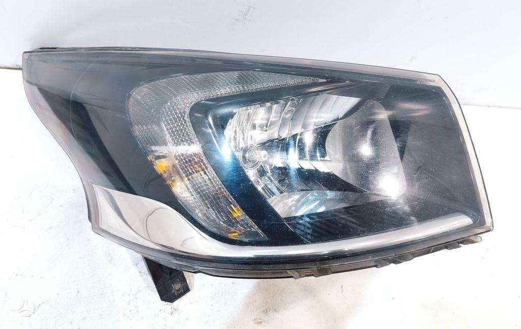 Opel Vivaro детали кузова