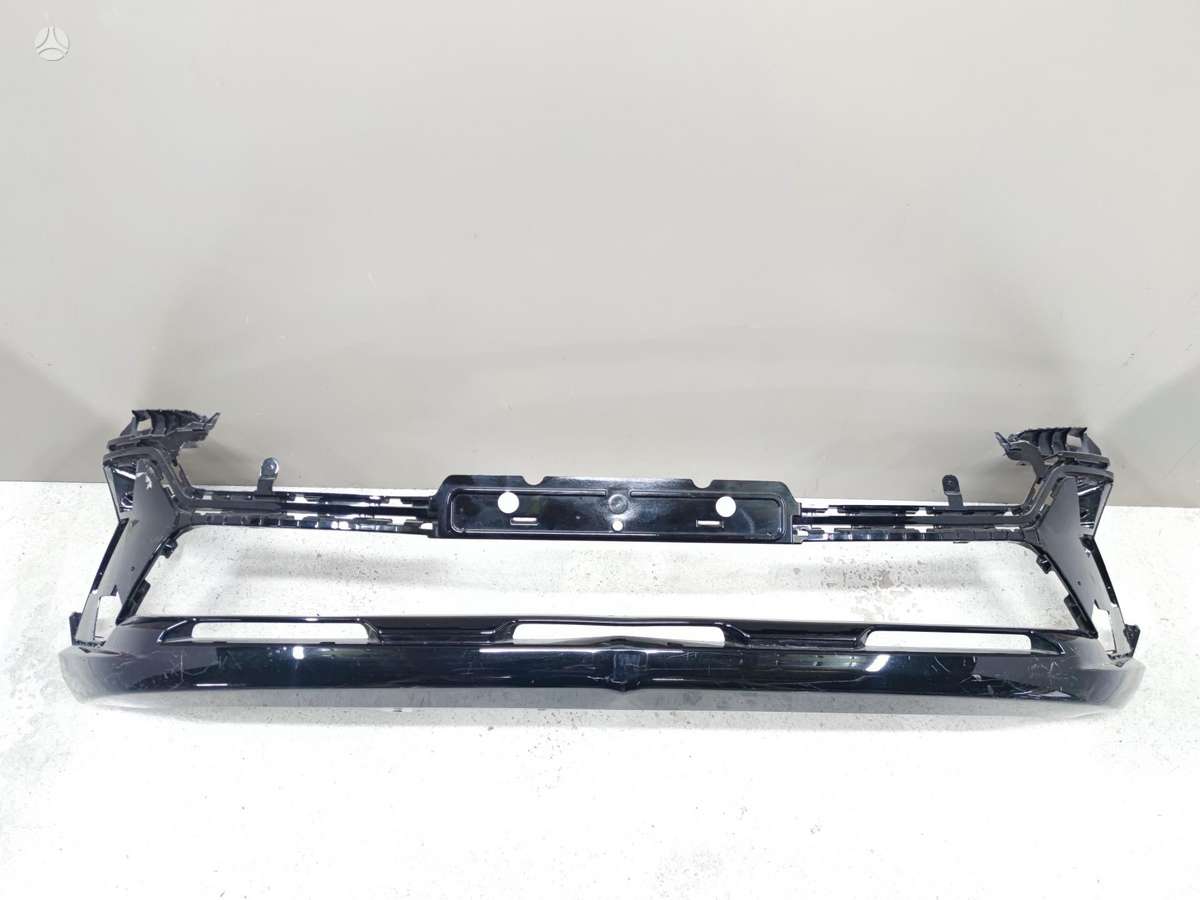 Renault Austral bumpers, lights, front grill