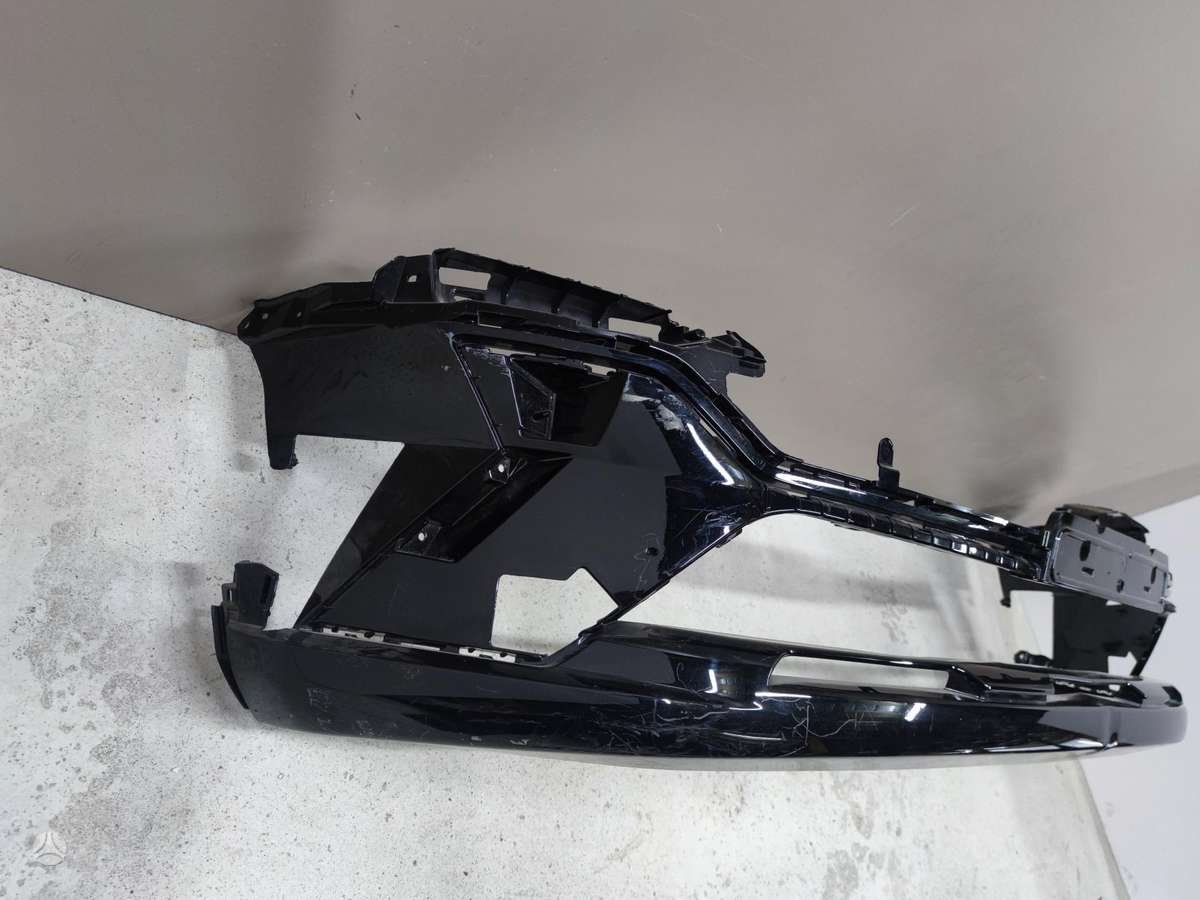 Renault Austral bumpers, lights, front grill