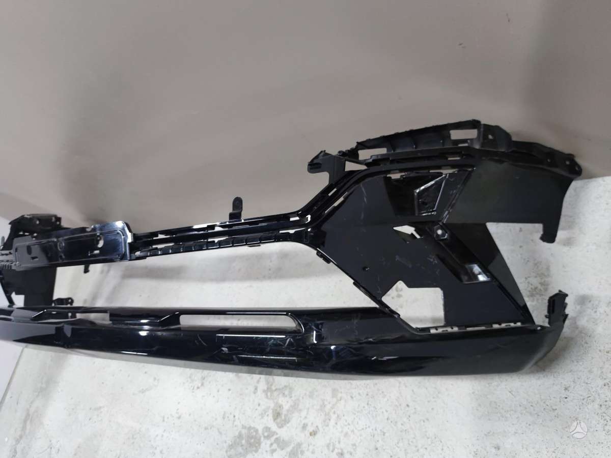 Renault Austral bumpers, lights, front grill